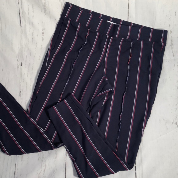 Old Navy Pants - Old Navy stretch skinny pants. Stevie Large